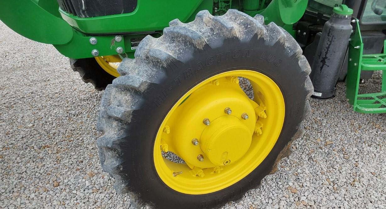 2016-john-deere-5075e-mfwd-tractor-w-j-d-h240-loader_26c45be011b94a53b4b2097a61689baa