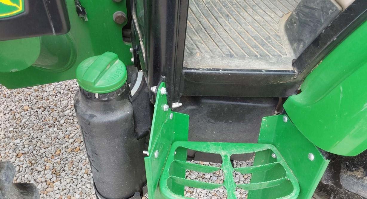 2016-john-deere-5075e-mfwd-tractor-w-j-d-h240-loader_6059bb946d0047dabf68924bf091c6ef