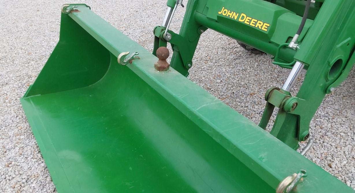 2016-john-deere-5075e-mfwd-tractor-w-j-d-h240-loader_89a1dd5e4331469ea90c05d01a44f4ae