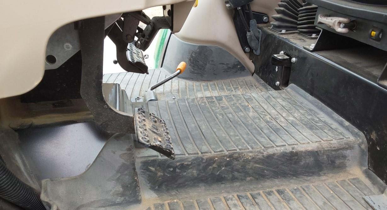 2016-john-deere-5075e-mfwd-tractor-w-j-d-h240-loader_912f9cd21c374f06a1784d03e27fb4fe