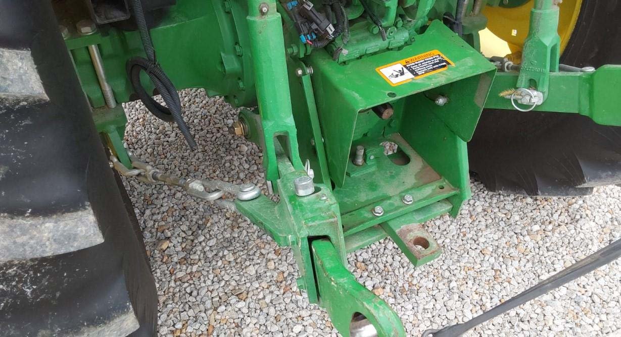 2016-john-deere-5075e-mfwd-tractor-w-j-d-h240-loader_91a6de4dc8a64e3e90597948fefbb538