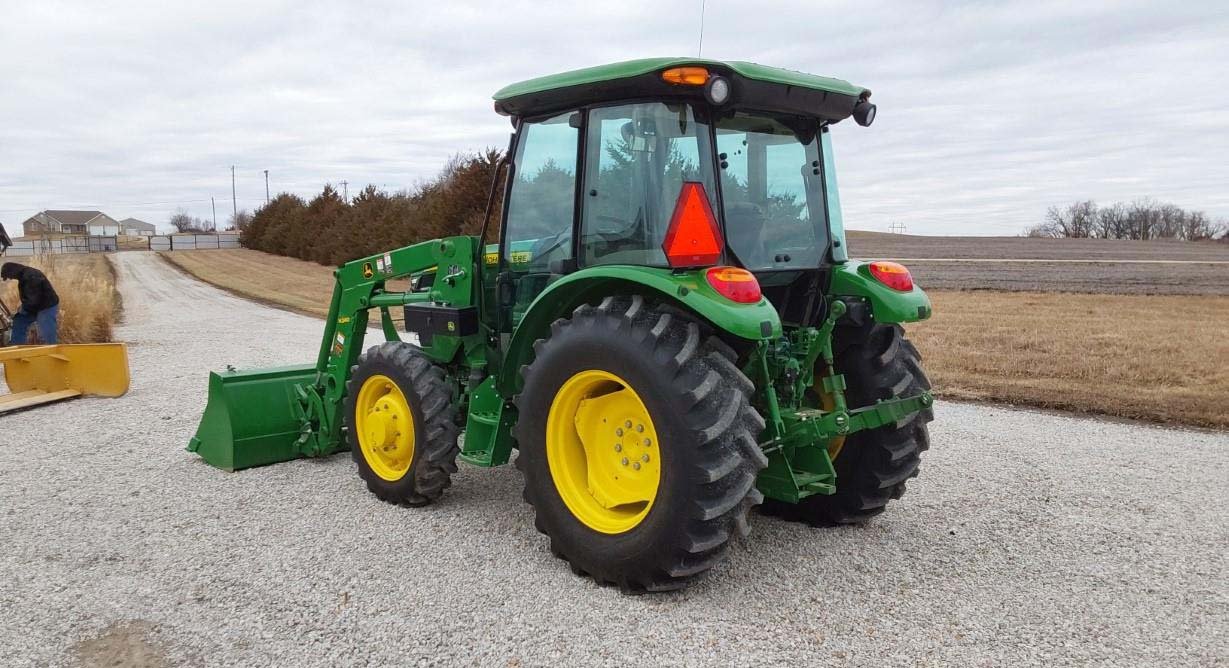 2016-john-deere-5075e-mfwd-tractor-w-j-d-h240-loader_a46409898b9a44ea84fd0fccc4feeccb