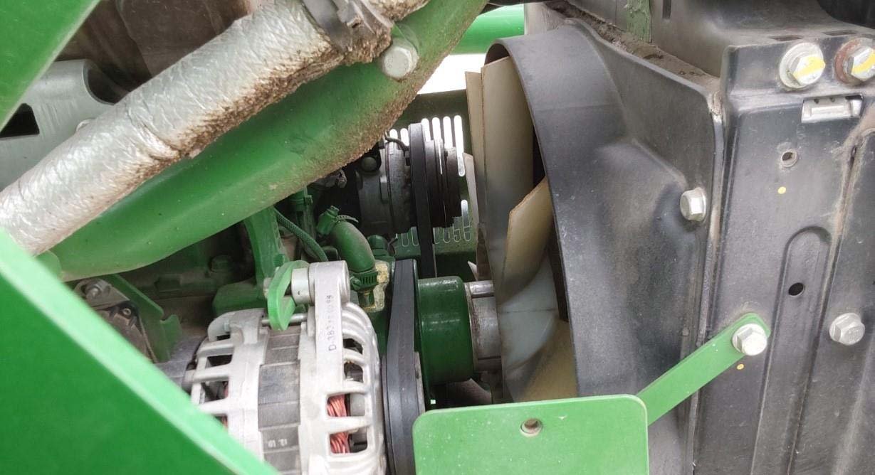 2016-john-deere-5075e-mfwd-tractor-w-j-d-h240-loader_a61ce57a15f04e629802594347547f4d