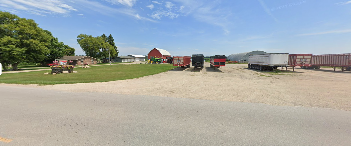 Van's Farm Equipment Sales news 1