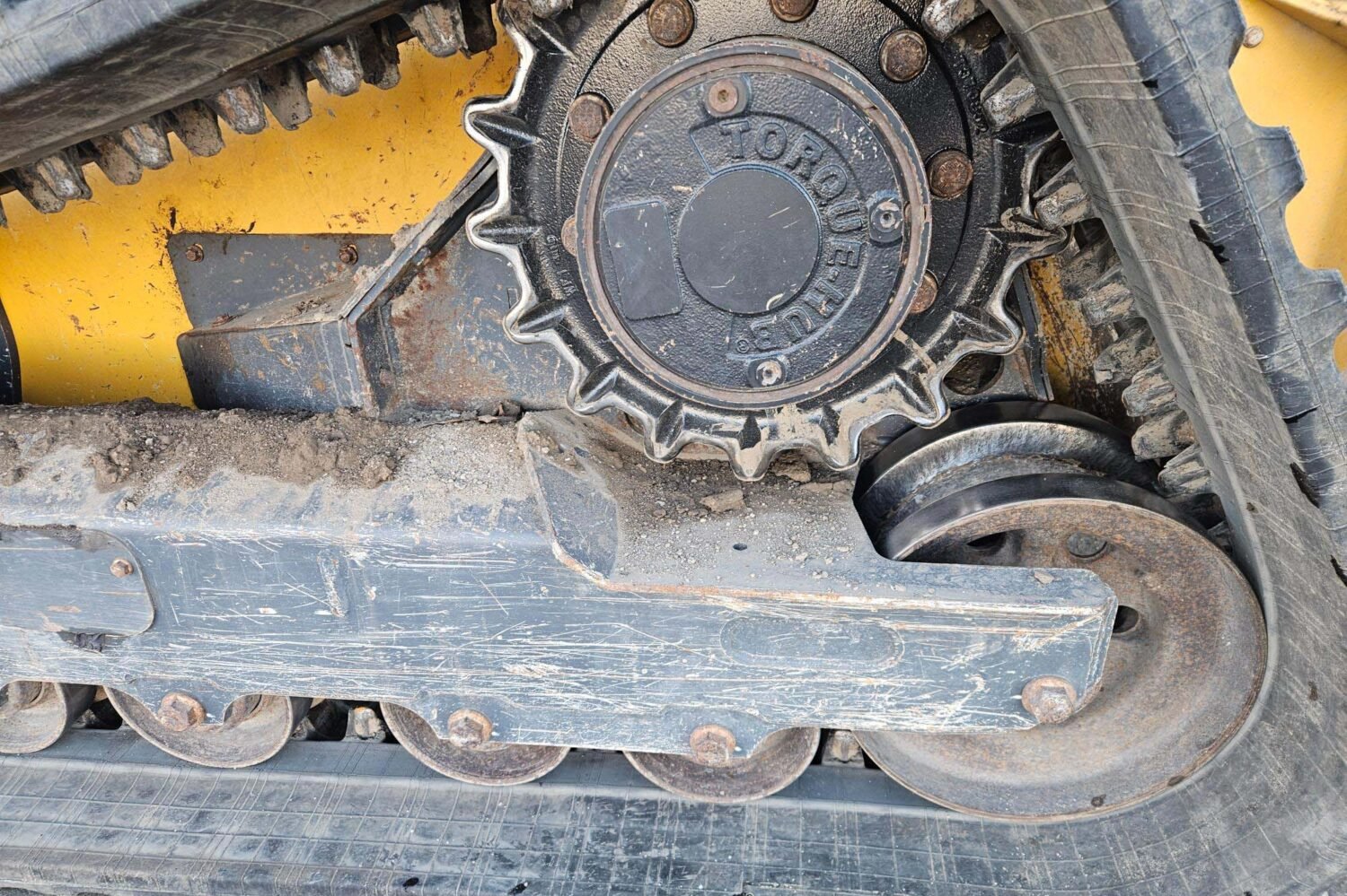 compact-track-loader-2_65b4aa0036804204971278f8d9f60b15