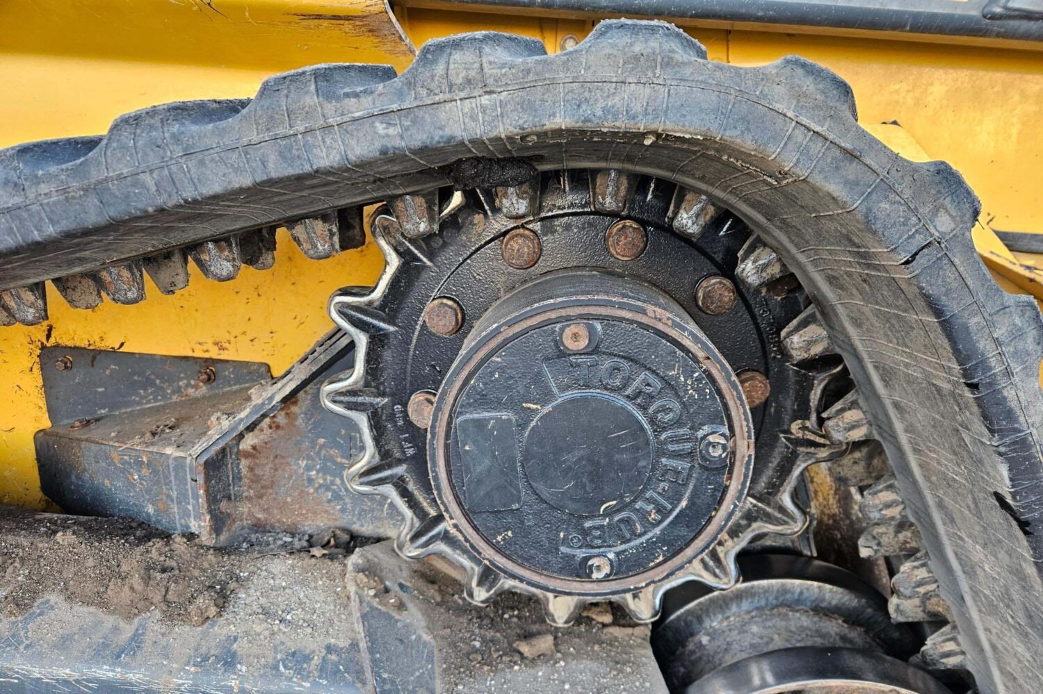 compact-track-loader-2_7f16ad7fefac40dfbef95a94092aa456