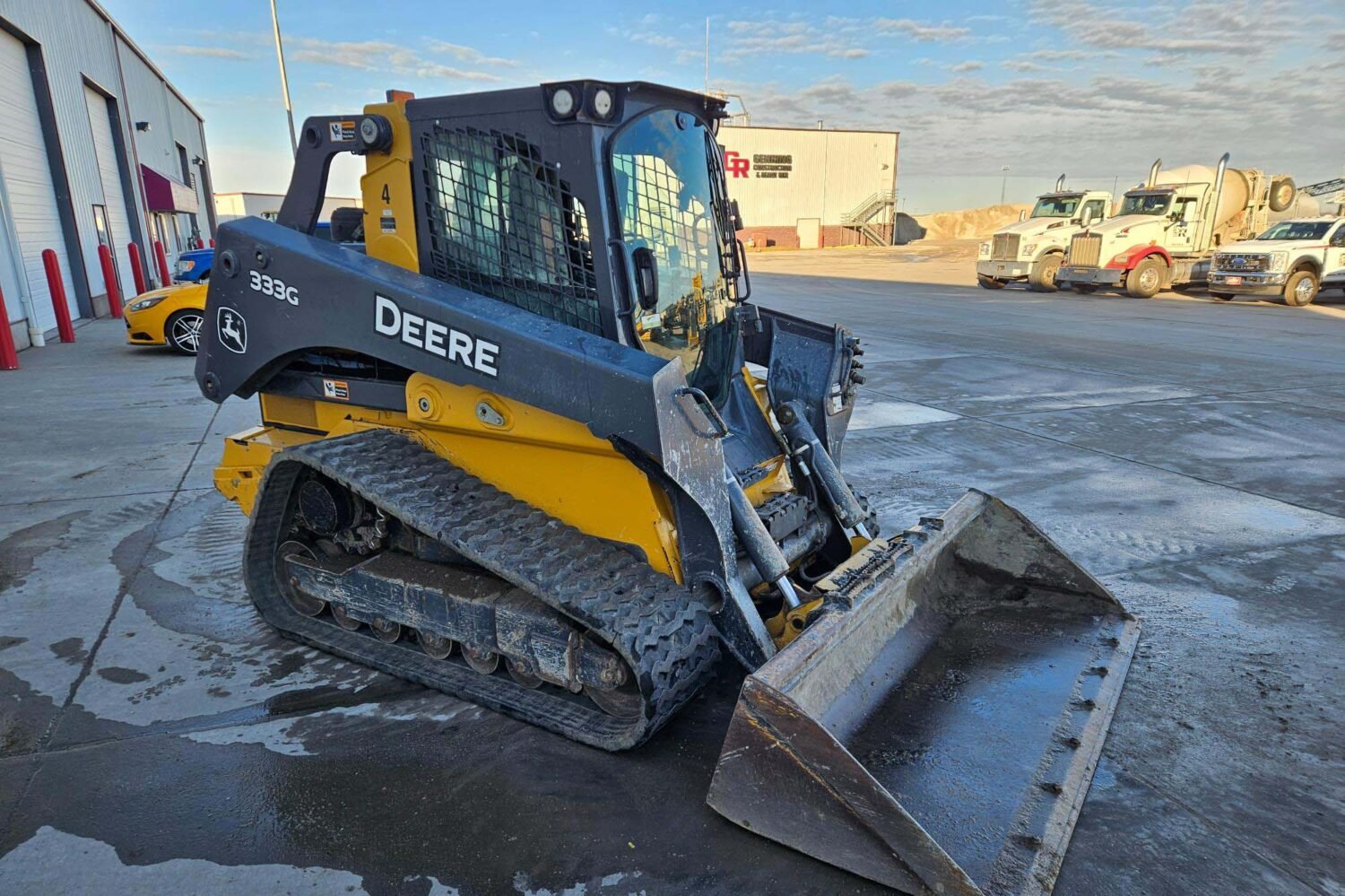 compact-track-loader-2_80d09b9d527c481d8e99b900e29c6733