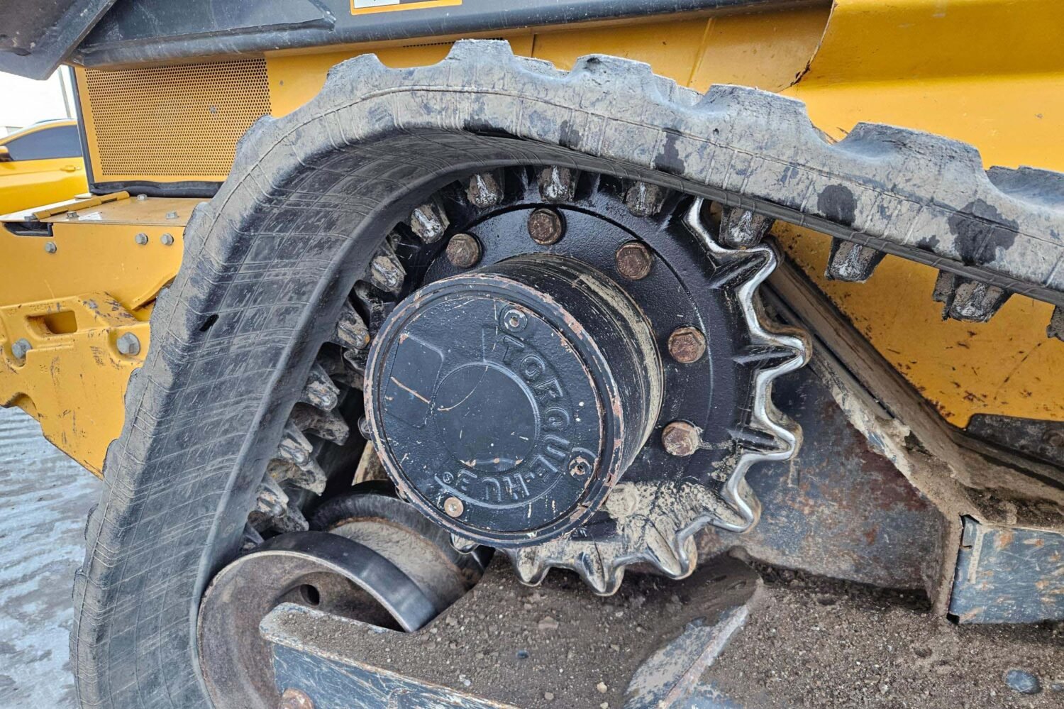 compact-track-loader-2_d50ef43dbb804e86b4edb19ae1d0a28d